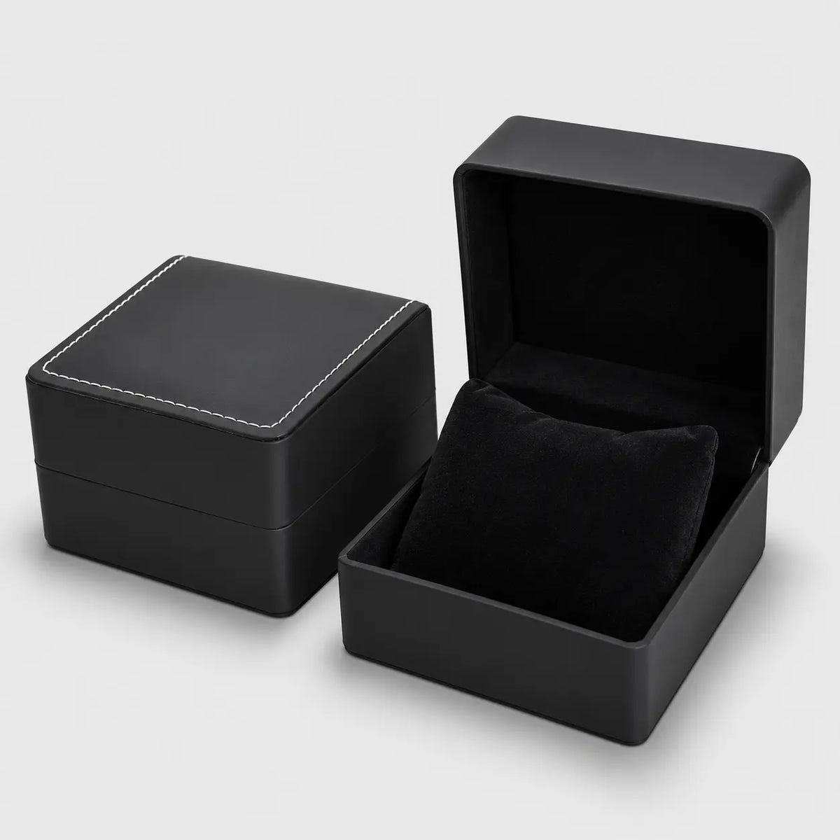 DARVIEN — SIGNATURE WATCH BOX